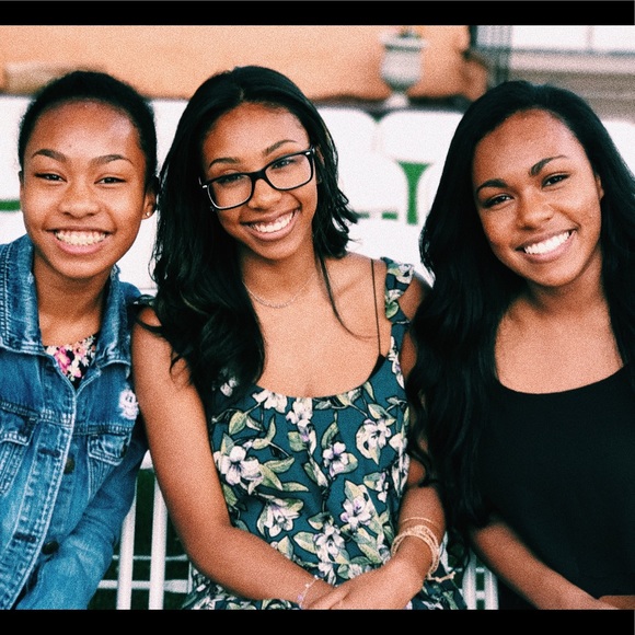 Meet your Posher, Penita - Picture 3 of 4